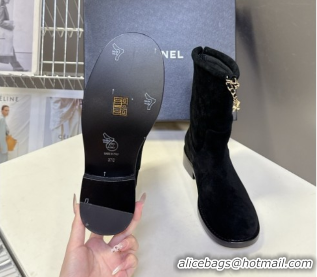 Durable Chanel Suede Flat Ankle Boots 3.5cm with Dropped Chain Black 0830006