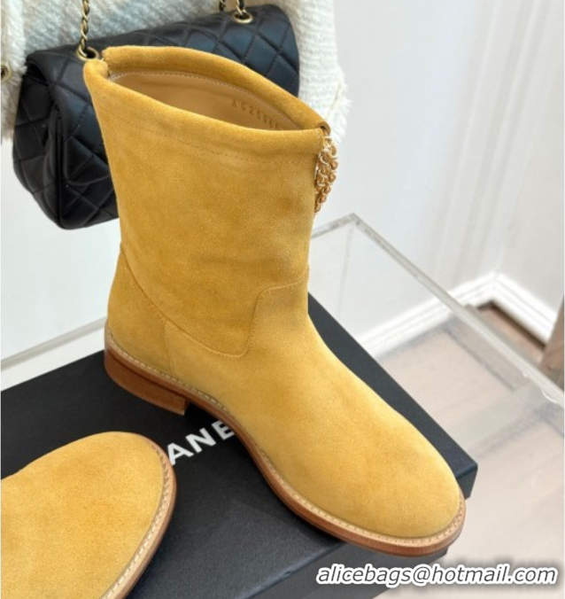 Perfect Chanel Suede Flat Ankle Boots 3.5cm with Dropped Chain Yellow CH083001 0830008