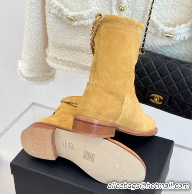 Perfect Chanel Suede Flat Ankle Boots 3.5cm with Dropped Chain Yellow CH083001 0830008