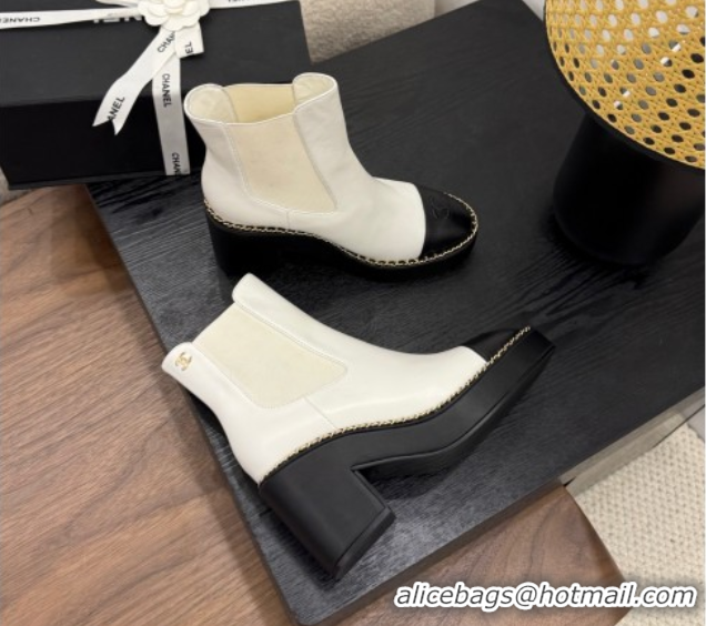 Shop Duplicate Chanel Calfskin Leather Heel Platform Ankle Boots with Chain White 2025 CH083005