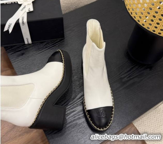 Shop Duplicate Chanel Calfskin Leather Heel Platform Ankle Boots with Chain White 2025 CH083005