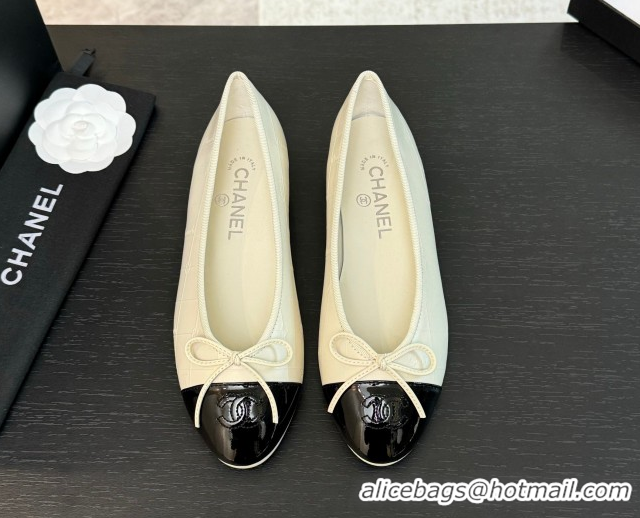 Pretty Style Chanel Classic Quilted CC Lambskin & Patent Calfskin Ballet Flats with Bow White 50901016