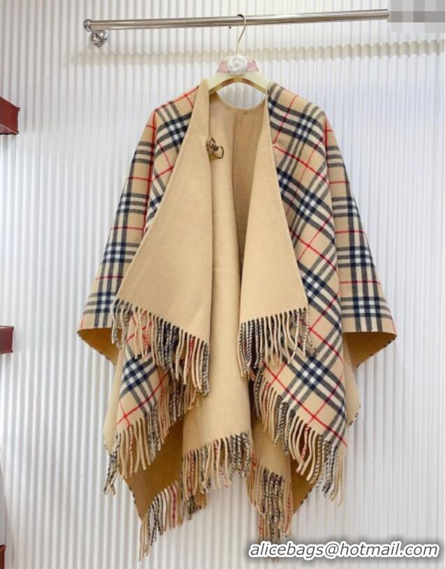 Best Grade Burberry Wool Lambskin Cape with Fringes BR091029 Beige 2025