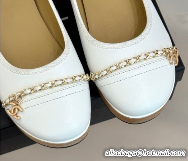 Best Product Chanel Lambskin & Wood-Like Loafers with Chain White 2025 CH090114