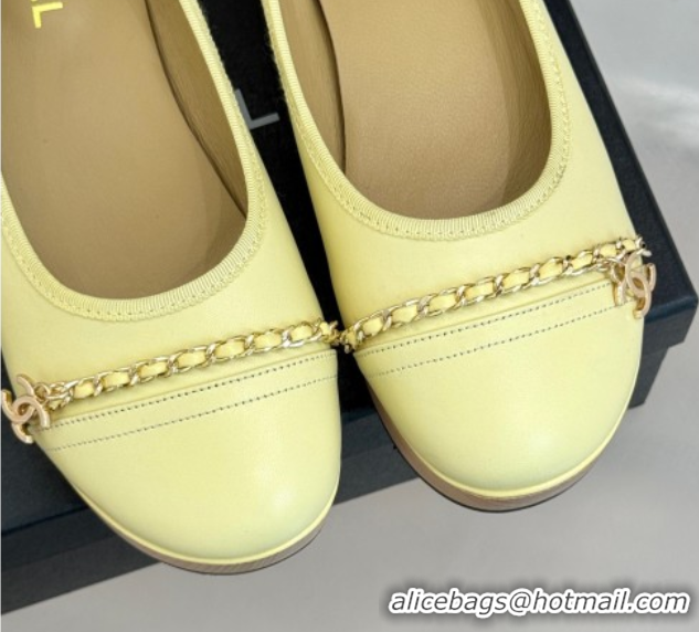 Luxurious Chanel Lambskin & Wood-Like Loafers with Chain Yellow 2025 CH090114
