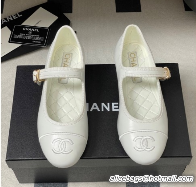 Charming Chanel Lambskin Leather Mary Janes Flats Ballet G45503 White