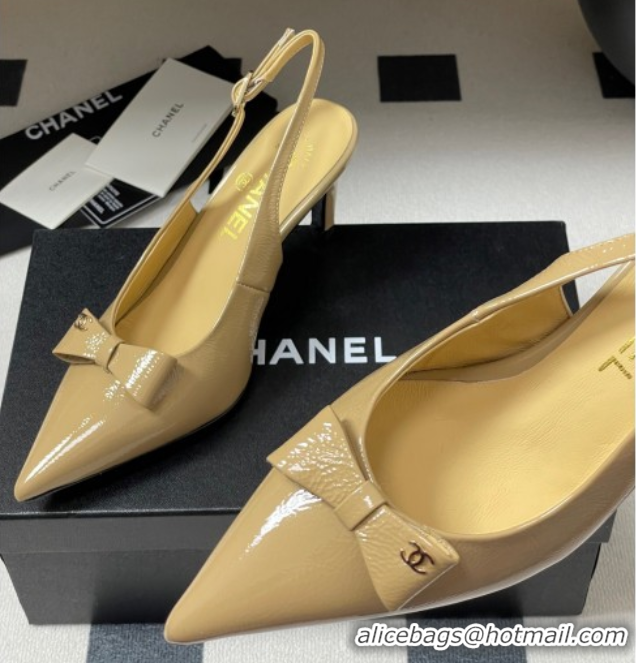 Top Design Chanel Crumpled Patent Calfskin Slingbacks 7.5cm with Bow Beige 2025 G46547