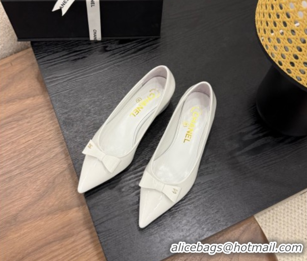 Good Product Chanel Crumpled Patent Calfskin Slingbacks Pumps 3.5cm White 2025 G46549