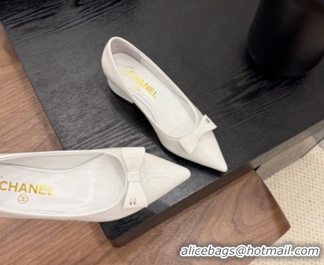Good Product Chanel Crumpled Patent Calfskin Slingbacks Pumps 3.5cm White 2025 G46549