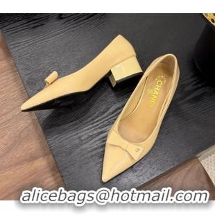 Top Design Chanel Crumpled Patent Calfskin Slingbacks Pumps 3.5cm Beige 2025 G46549