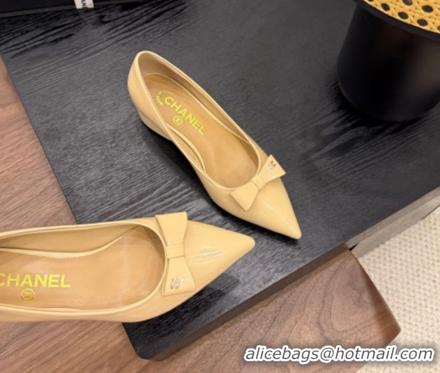 Top Design Chanel Crumpled Patent Calfskin Slingbacks Pumps 3.5cm Beige 2025 G46549