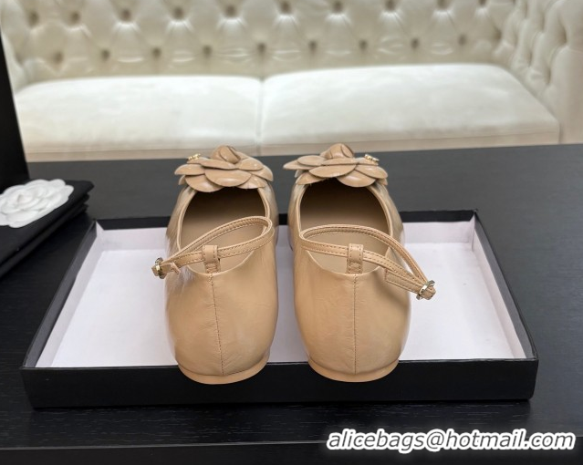 Charming Chanel Shiny Calfskin Ballet flats with Ankle Strap and Camellia White 2025 G46520