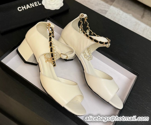 Good Looking Chanel Lambskin Low Heel Sandals with Chain and Pearls White 2025 G46658