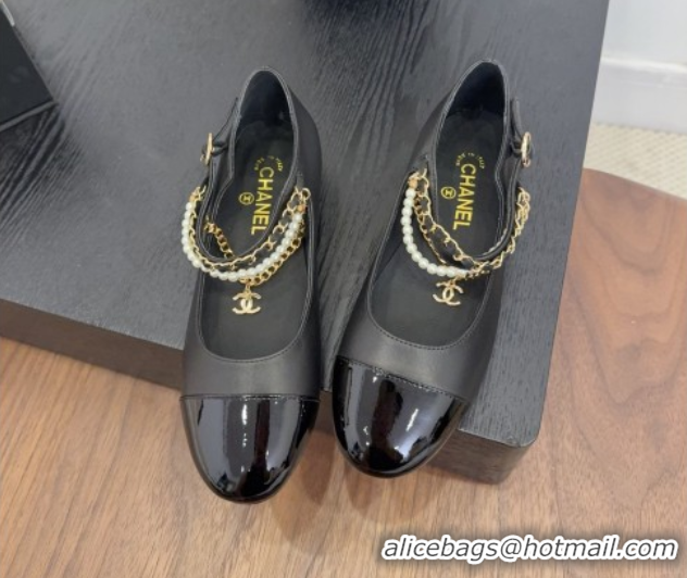 Luxurious Chanel Lambskin & Patent Calfskin Mary Janes Ballet Flats with Chain and Pearls Black 2025 G46718