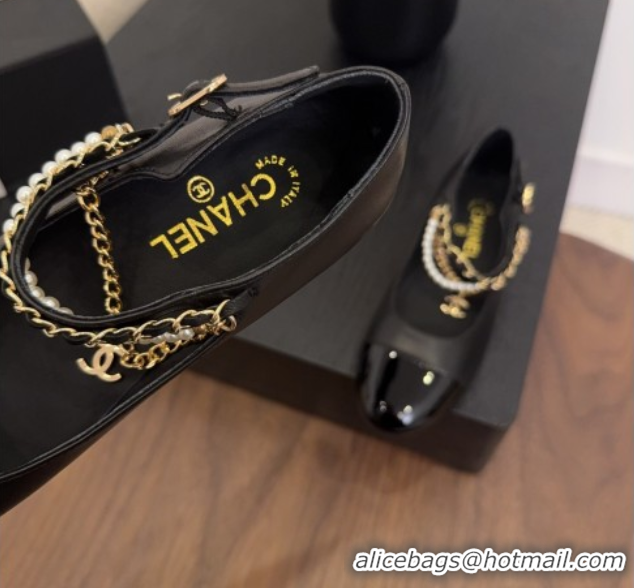 Luxurious Chanel Lambskin & Patent Calfskin Mary Janes Ballet Flats with Chain and Pearls Black 2025 G46718