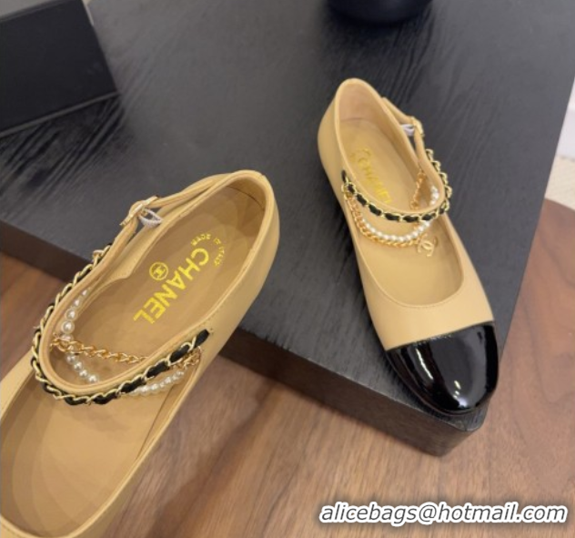Cheap Price Chanel Lambskin & Patent Calfskin Mary Janes Ballet Flats with Chain and Pearls Beige 2025 G46718