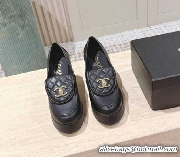 Classic Hot Chanel Lambskin Platform Pumps 9cm with CC Foldover Black 2025 G46692