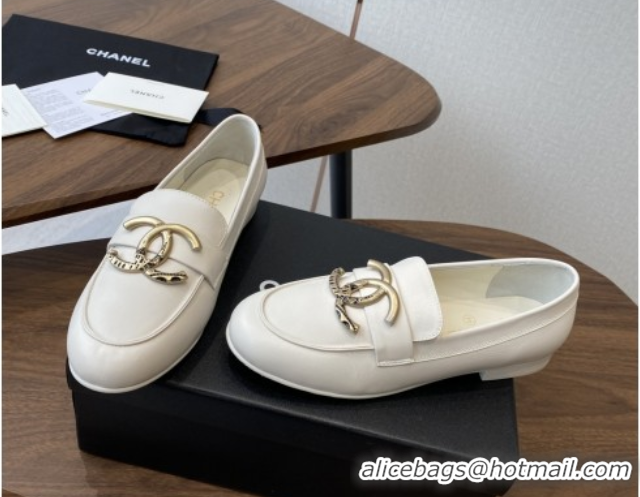 Top Design Chanel Calfskin Loafers with CC Logo CH9328 White