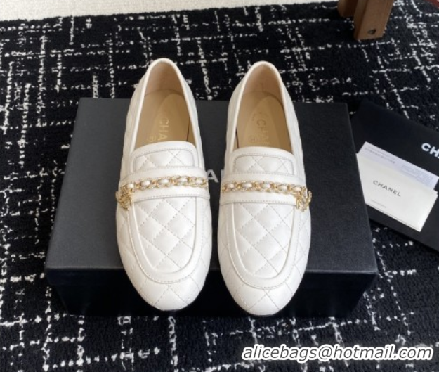 Best Product Chanel Diamond-Quilted Calfskin Loafers with Chain CH9330 White