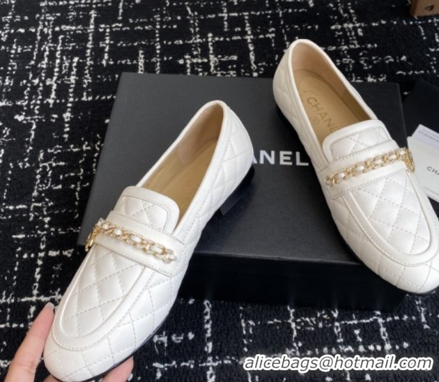 Best Product Chanel Diamond-Quilted Calfskin Loafers with Chain CH9330 White
