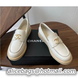 Durable Chanel Smooth Calfskin Loafers CH9338 Beige