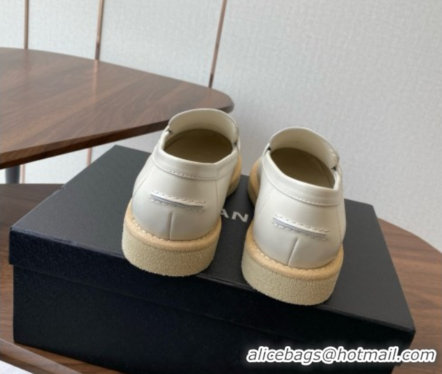 Durable Chanel Smooth Calfskin Loafers CH9338 Beige