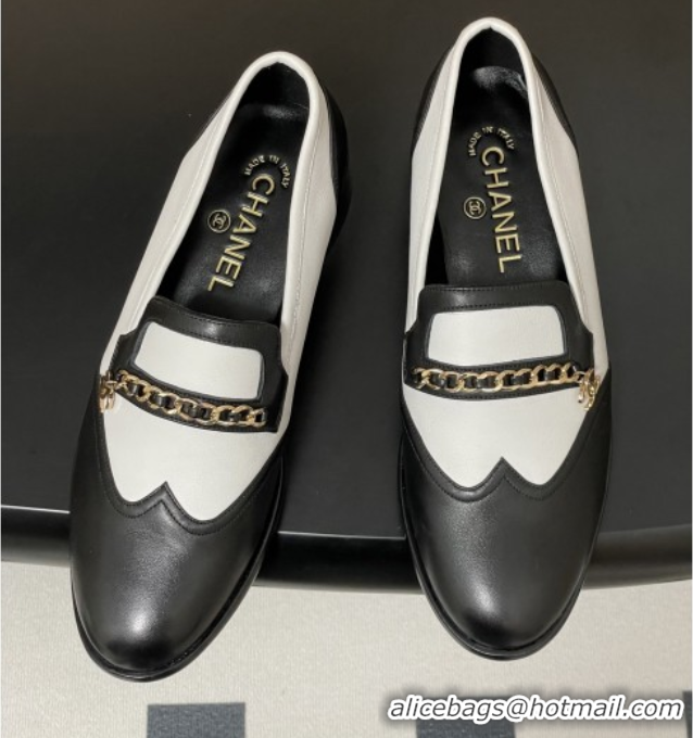 Good Product Chanel Calfskin Loafers with Chain CH9341 White/Black