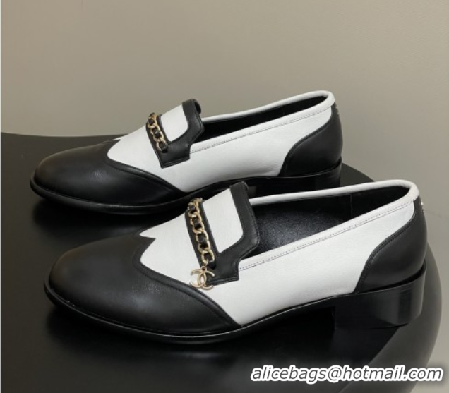 Good Product Chanel Calfskin Loafers with Chain CH9341 White/Black