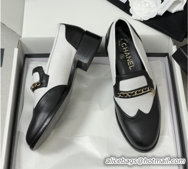 Good Product Chanel Calfskin Loafers with Chain CH9341 White/Black