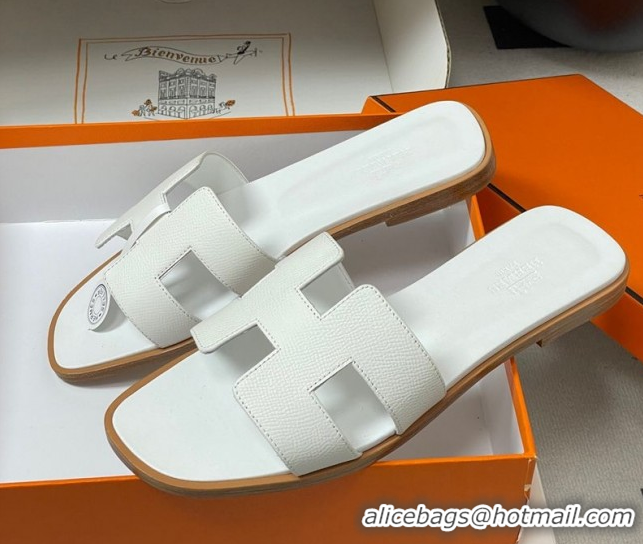 Best Product Hermes Oran Classic Flat Slides Sandal in Palm-Grained Calfskin White 0819001