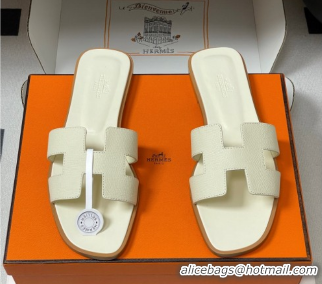 Buy Discount Hermes Oran Classic Flat Slides Sandal in Palm-Grained Calfskin Pale Yellow 0819002