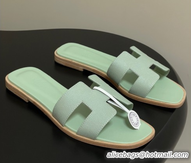 Purchase Hermes Oran Classic Flat Slides Sandal in Palm-Grained Calfskin Light Green 0819006