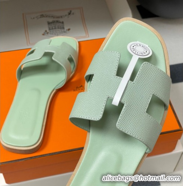 Purchase Hermes Oran Classic Flat Slides Sandal in Palm-Grained Calfskin Light Green 0819006
