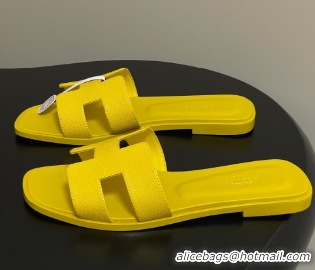 Luxury Hermes Oran Classic Flat Slides Sandal in Palm-Grained Calfskin Bright Yellow 0819014