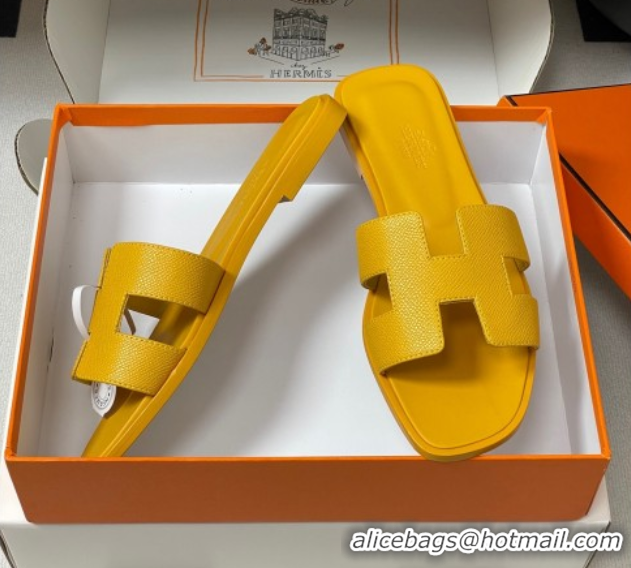 Popular Style Hermes Oran Classic Flat Slides Sandal in Palm-Grained Calfskin Dark Yellow 0819015