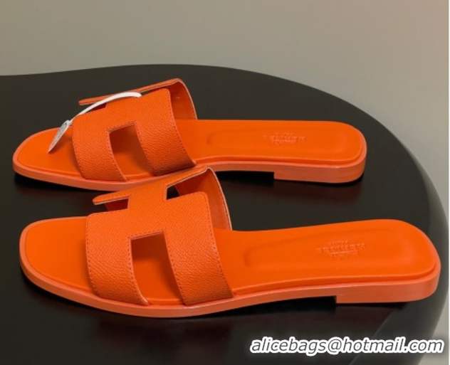 Charming Hermes Oran Classic Flat Slides Sandal in Palm-Grained Calfskin Orange 0819023