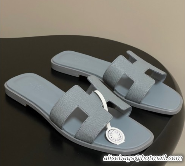 Stylish Hermes Oran Classic Flat Slides Sandal in Palm-Grained Calfskin Grey2 H081803
