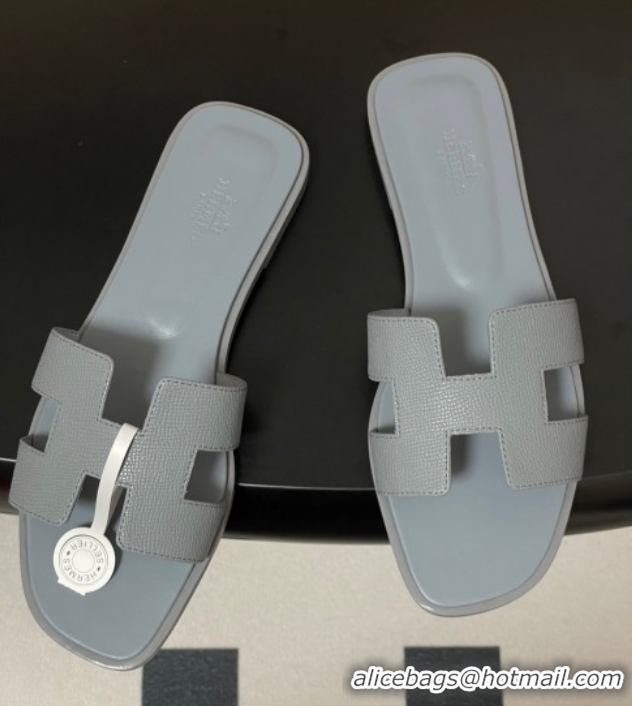 Stylish Hermes Oran Classic Flat Slides Sandal in Palm-Grained Calfskin Grey2 H081803