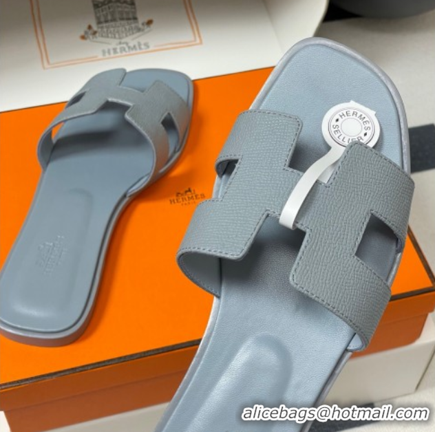 Stylish Hermes Oran Classic Flat Slides Sandal in Palm-Grained Calfskin Grey2 H081803