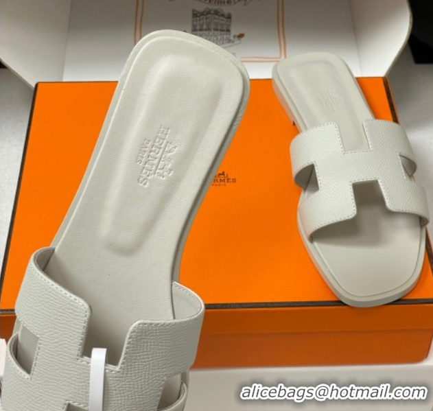 Top Grade Hermes Oran Classic Flat Slides Sandal in Palm-Grained Calfskin Light Grey H081803