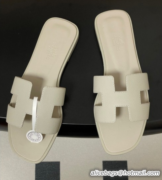 Top Grade Hermes Oran Classic Flat Slides Sandal in Palm-Grained Calfskin Light Grey H081803