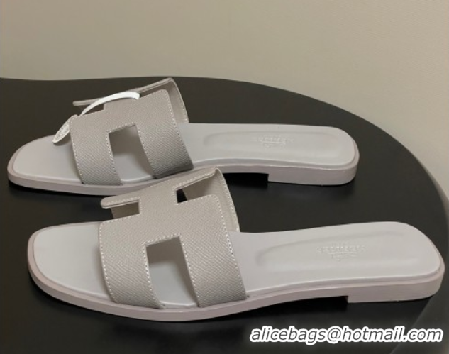 Durable Hermes Oran Classic Flat Slides Sandal in Palm-Grained Calfskin Grey H081803