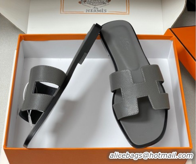 Sumptuous Hermes Oran Classic Flat Slides Sandal in Palm-Grained Calfskin Dark Grey H081803