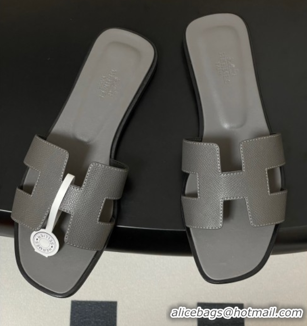 Sumptuous Hermes Oran Classic Flat Slides Sandal in Palm-Grained Calfskin Dark Grey H081803