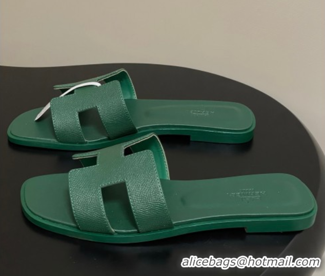 Cheap Price Hermes Oran Classic Flat Slides Sandal in Palm-Grained Calfskin Deep Green H081803