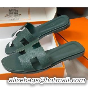 Feminine Hermes Oran Classic Flat Slides Sandal in Palm-Grained Calfskin Dark Green 2025 H081803