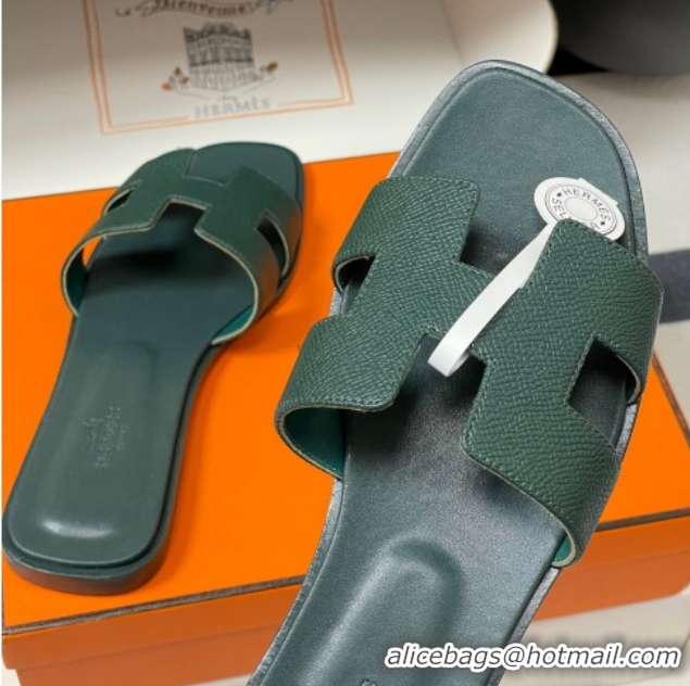 Feminine Hermes Oran Classic Flat Slides Sandal in Palm-Grained Calfskin Dark Green 2025 H081803