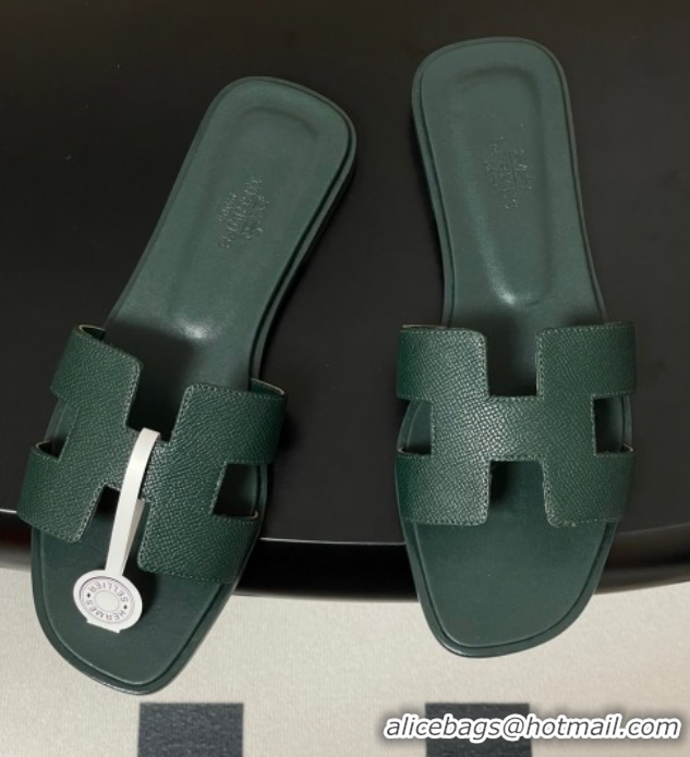 Feminine Hermes Oran Classic Flat Slides Sandal in Palm-Grained Calfskin Dark Green 2025 H081803