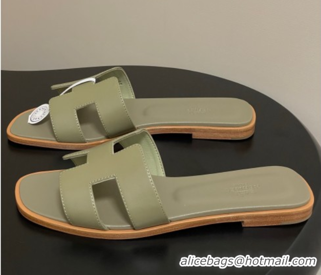 Best Price Hermes Oran Classic Flat Slides Sandal in Smooth Calfskin Khaki 2025 H081803