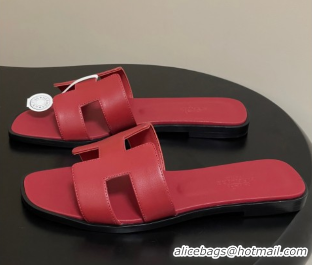 Feminine Hermes Oran Classic Flat Slides Sandal in Smooth Calfskin Dark Red 2025 H081803